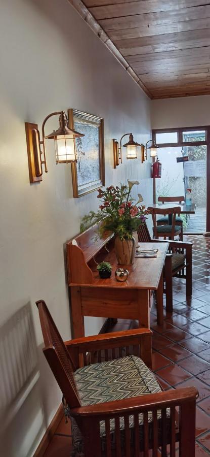 137 High Street Guest House เกรแฮมส์ทาวน์ ภายนอก รูปภาพ